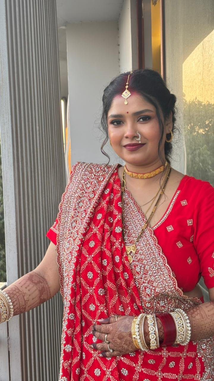 Bridal makeup and hairstyling by SB Makeovers, Prayagraj