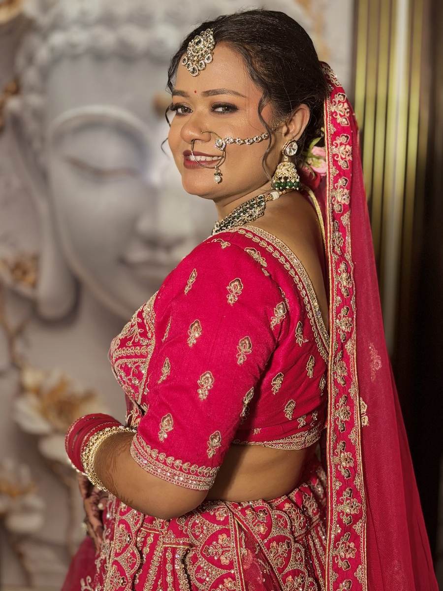 Bridal makeup and hairstyling by SB Makeovers, Prayagraj