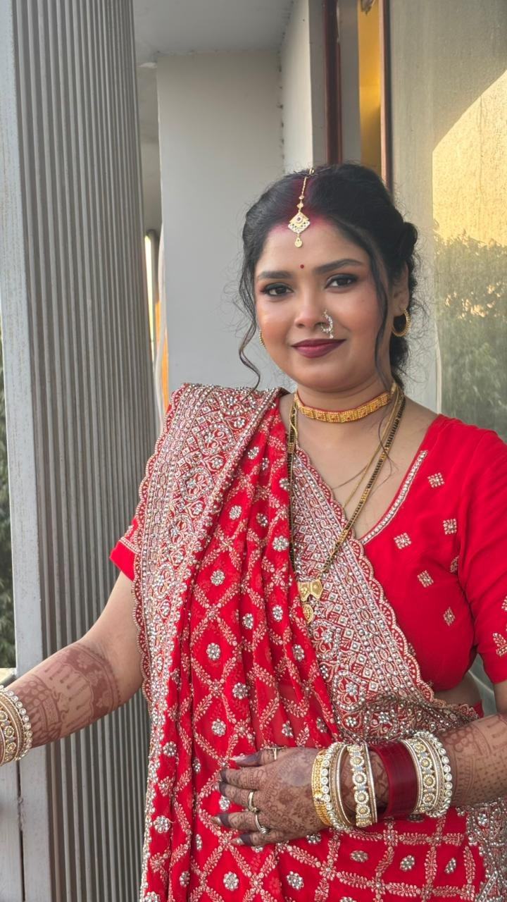 Bridal makeup and hairstyling by SB Makeovers, Prayagraj