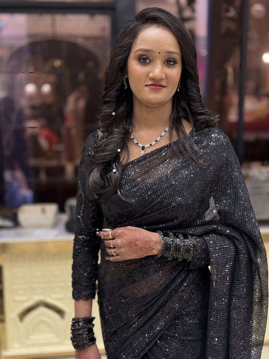 Party and guest makeup by SB Makeovers, Prayagraj